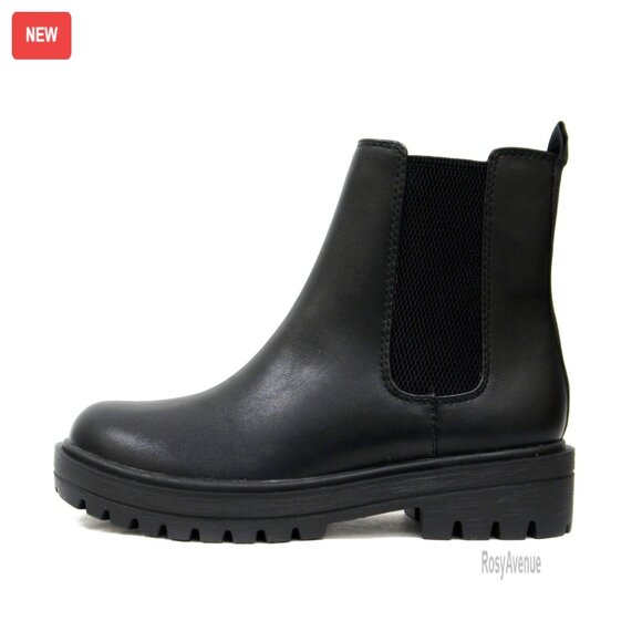 Women's Lug Sole Chelsea Ankle Booties with Elastic Gore Size 7